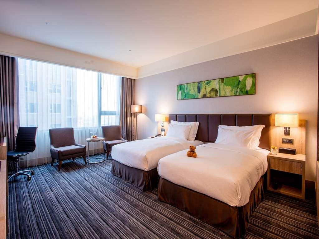 Fullon Hotel Taoyuan Airport Access Mrt A8 Guishan Room photo Deluxe Room