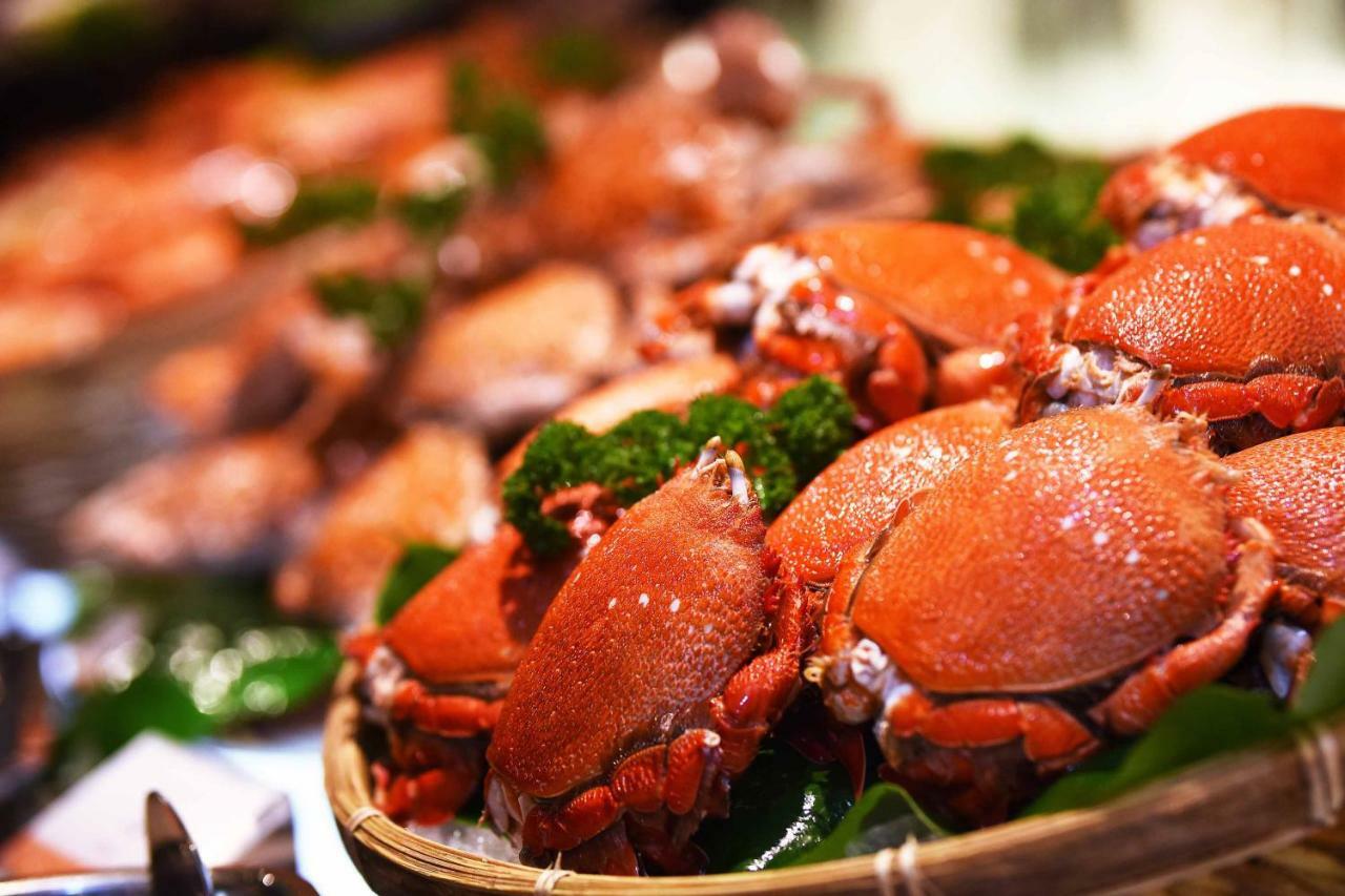 Fullon Hotel Taoyuan Airport Access Mrt A8 Guishan Exterior photo Steamed hairy crab